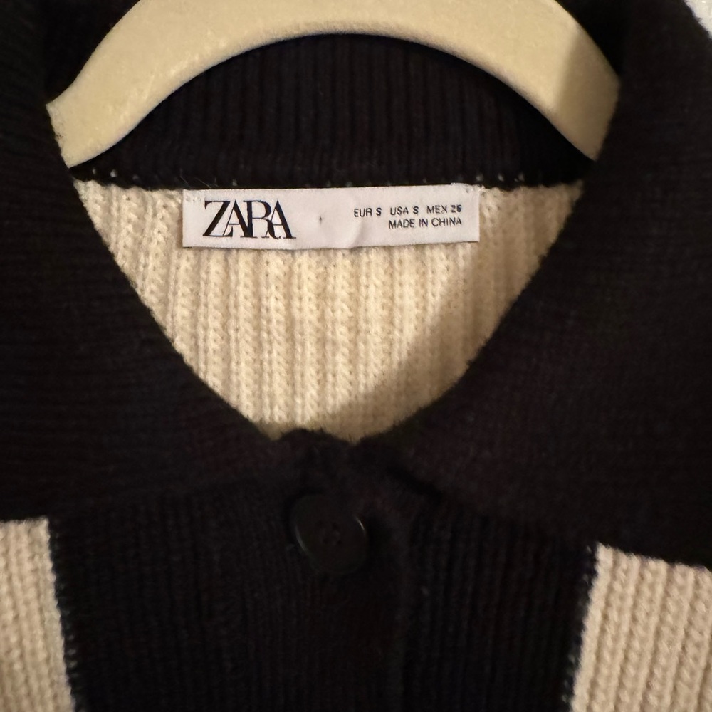 Zara Color Block Cream And Black Button Down Swea… - image 3